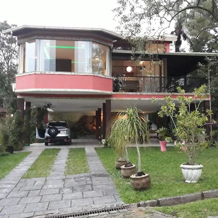 Вилла Casa Dos Sonhos - Alto Padrao Гуапимирин Экстерьер фото